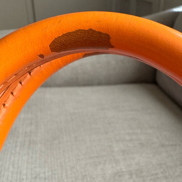 Louis Vuitton Alma - Picture 6 of 16